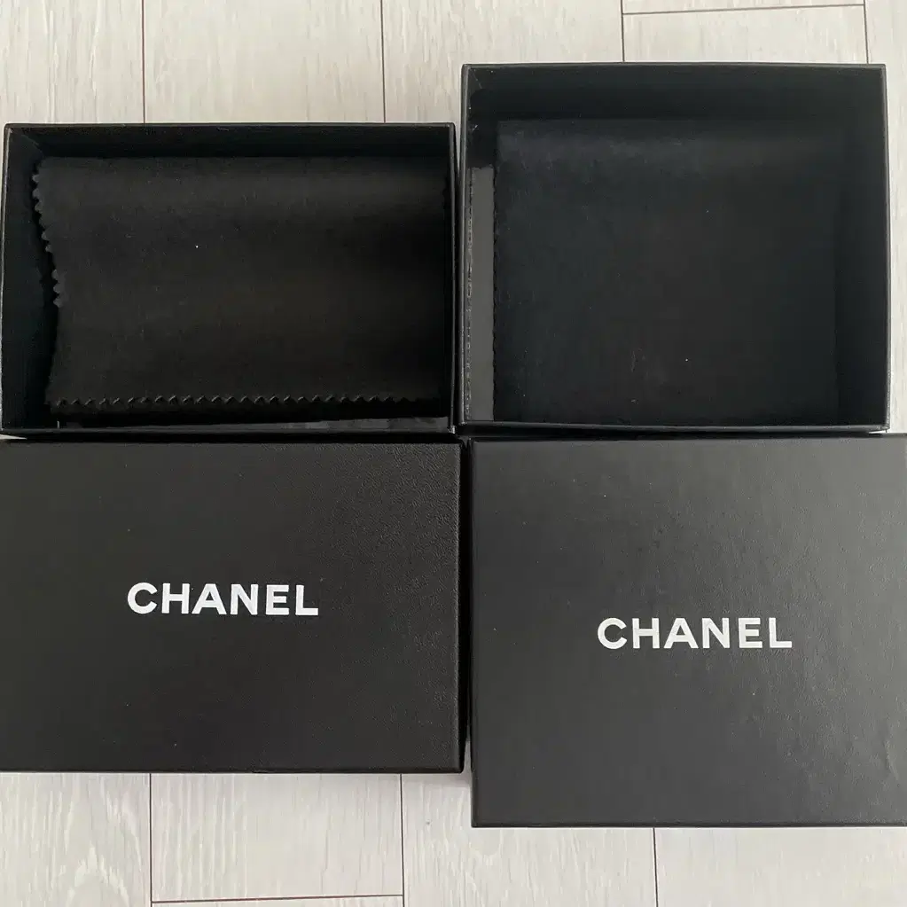 [CHANEL]샤넬 케이스 박스(내부 부직포 포함) 판매합니다(2개)