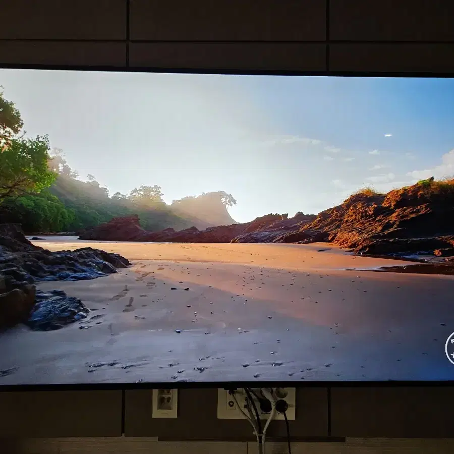 LG 4K TV