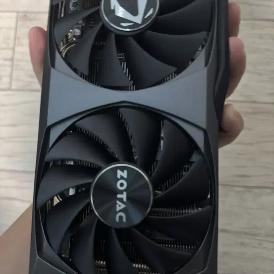 고장난 rtx 3060ti 판매합니다 a/s 기간 남아있음