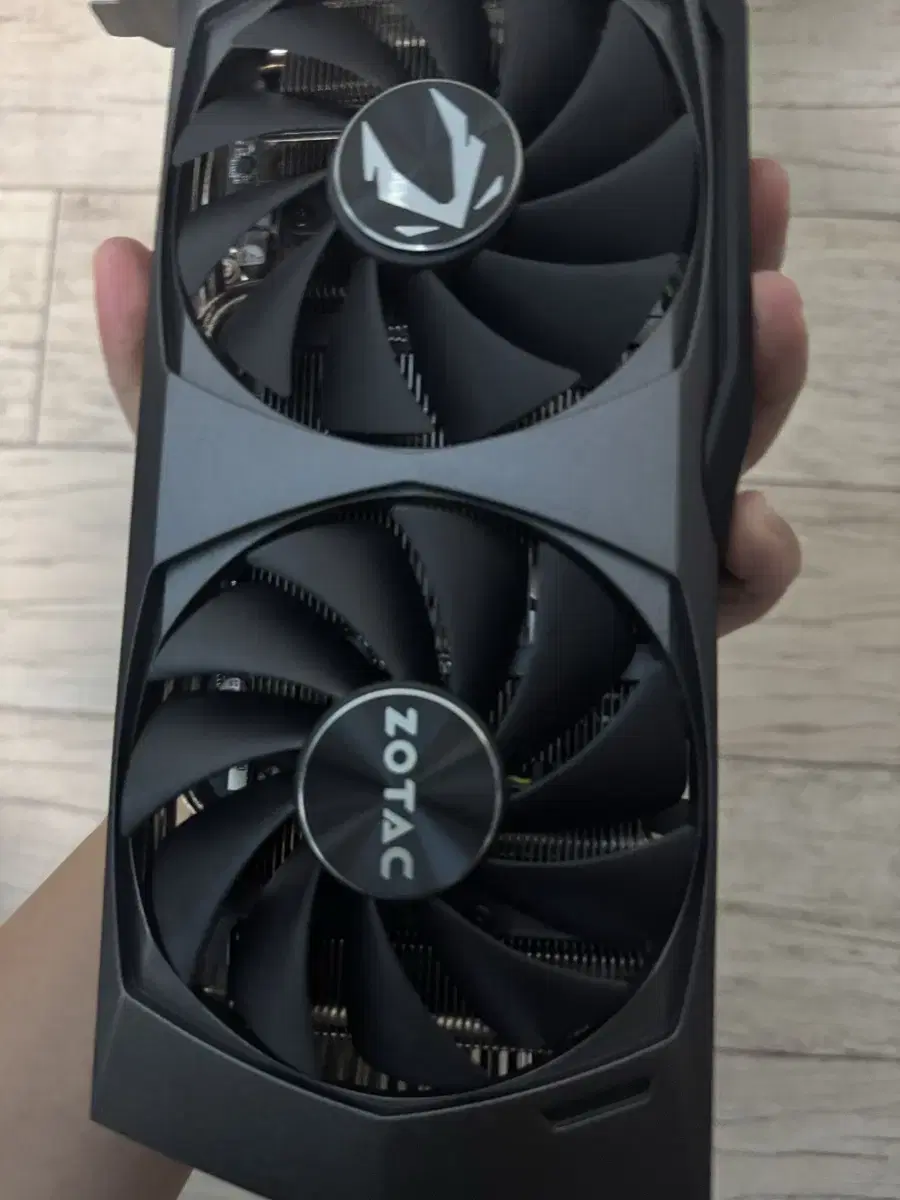 고장난 rtx 3060ti 판매합니다 a/s 기간 남아있음