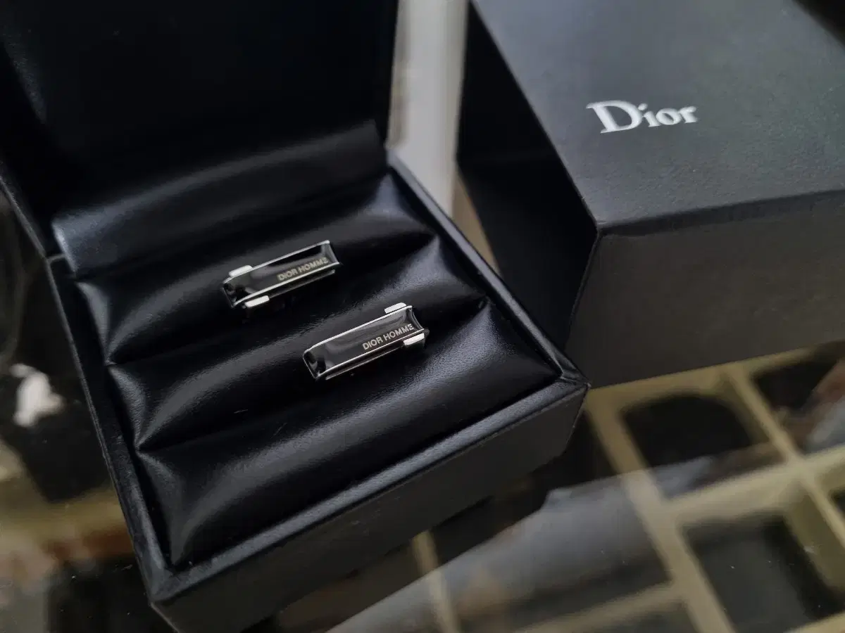 DIOR HOMME 디올옴므 블랙타이 커프스링크