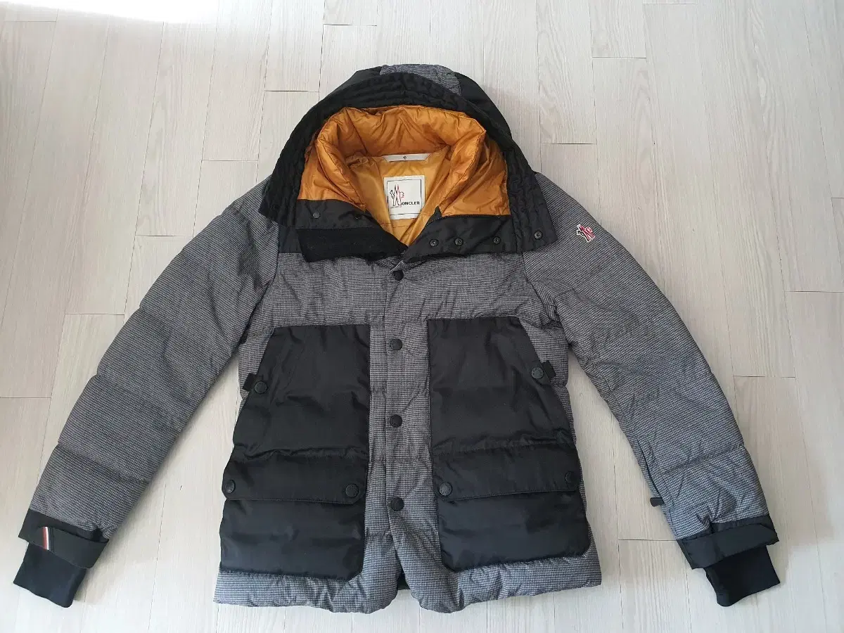 정품 Moncler Grenoble Ferion Ski Parka-1