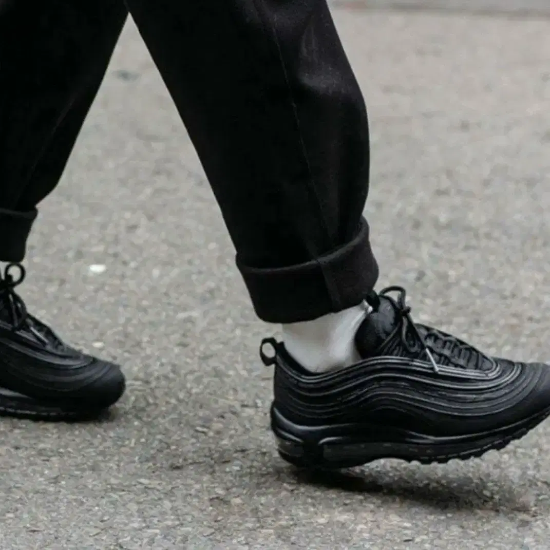 Nike AIR MAX 97 트리플블랙