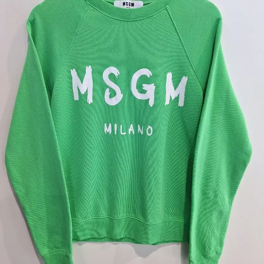 MSGM 엠에스지엠 맨투맨