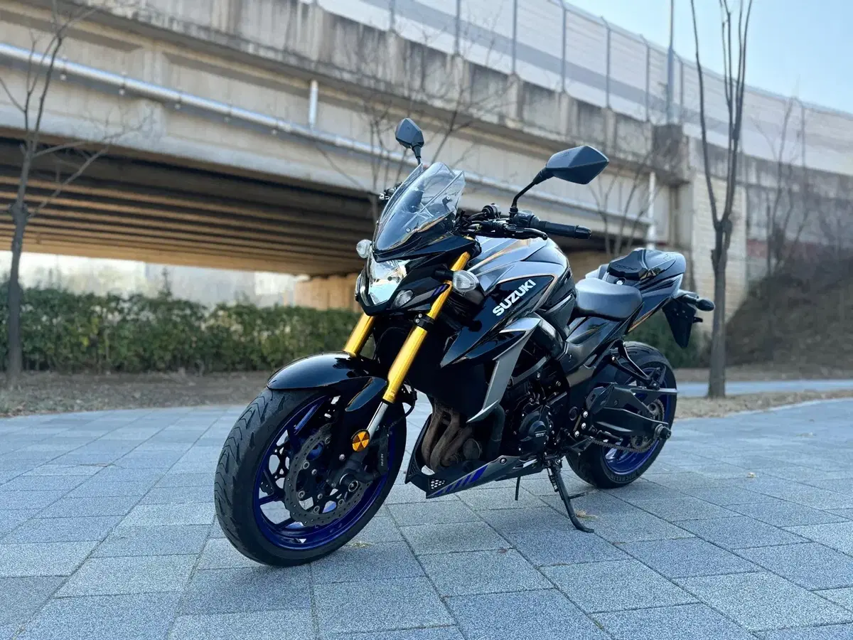 스즈키 GSX S750 2021년식 판매 합니다.