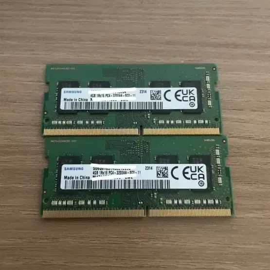 삼성 DDR4 4GB PC4-3200AA 2개