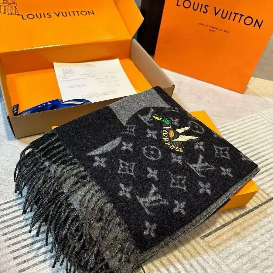 해외 구매LOUIS VUITTON 루이뷔통 스카프