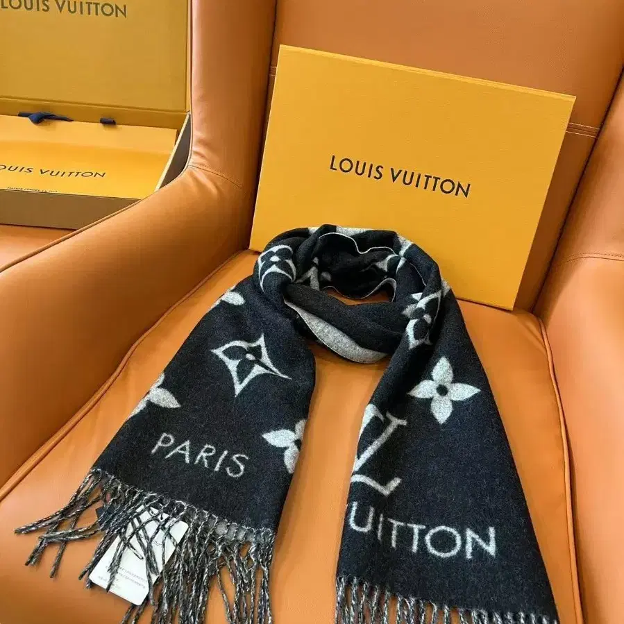 해외 구매LOUIS VUITTON 루이뷔통 스카프