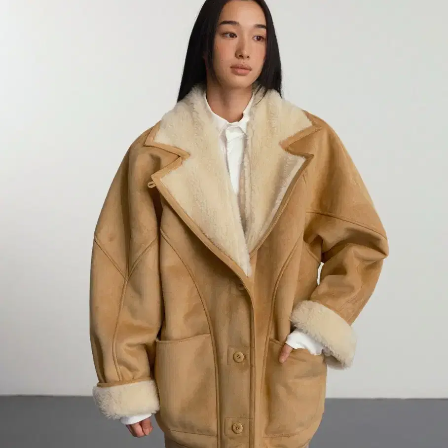 GBH SHERLING COAT BEIGE 무스탕 코트