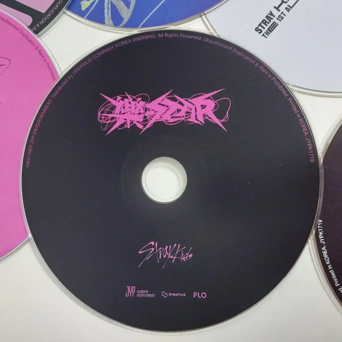 스트레이키즈 CD 팝니다!