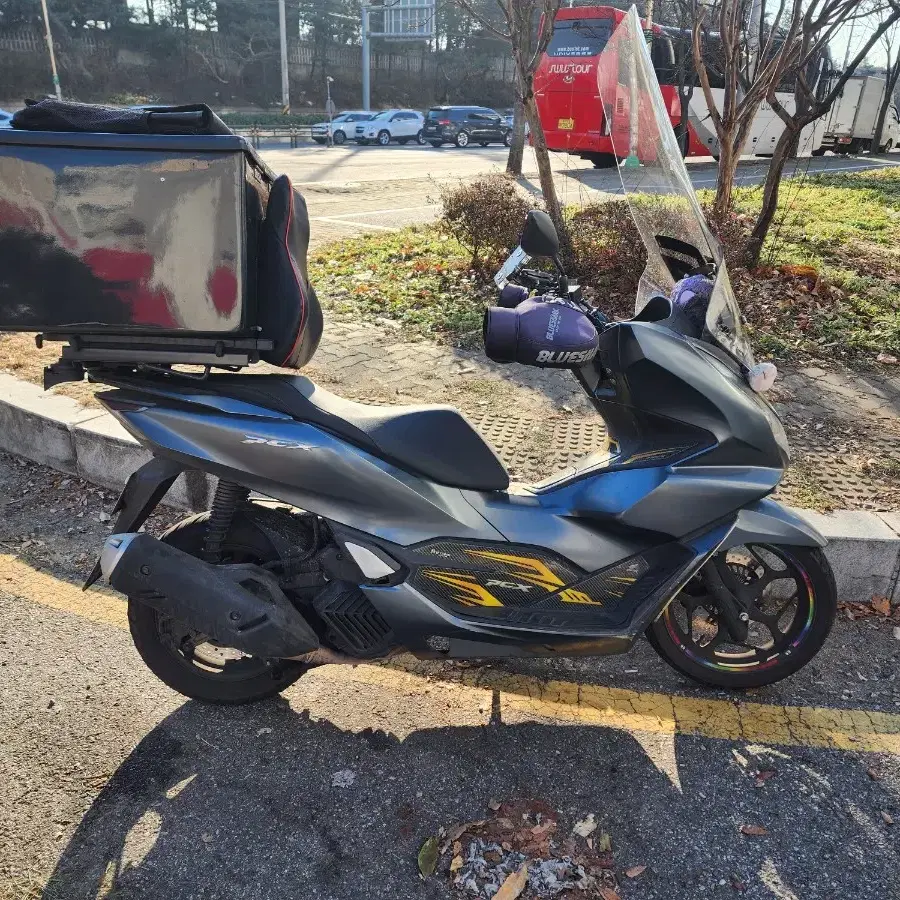 23년식 PCX125 팝니다