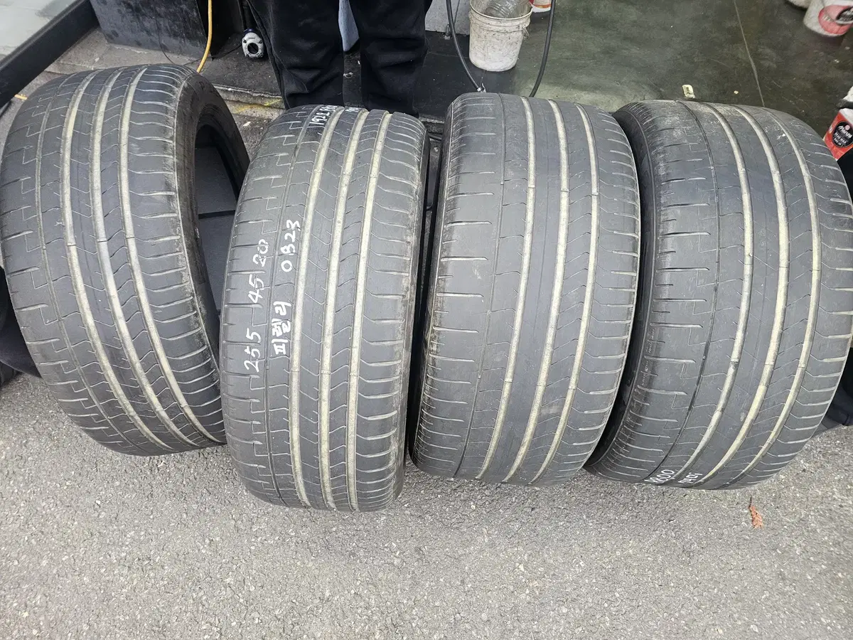 255/45R20,  285/40R20  7시리즈 순정타이어