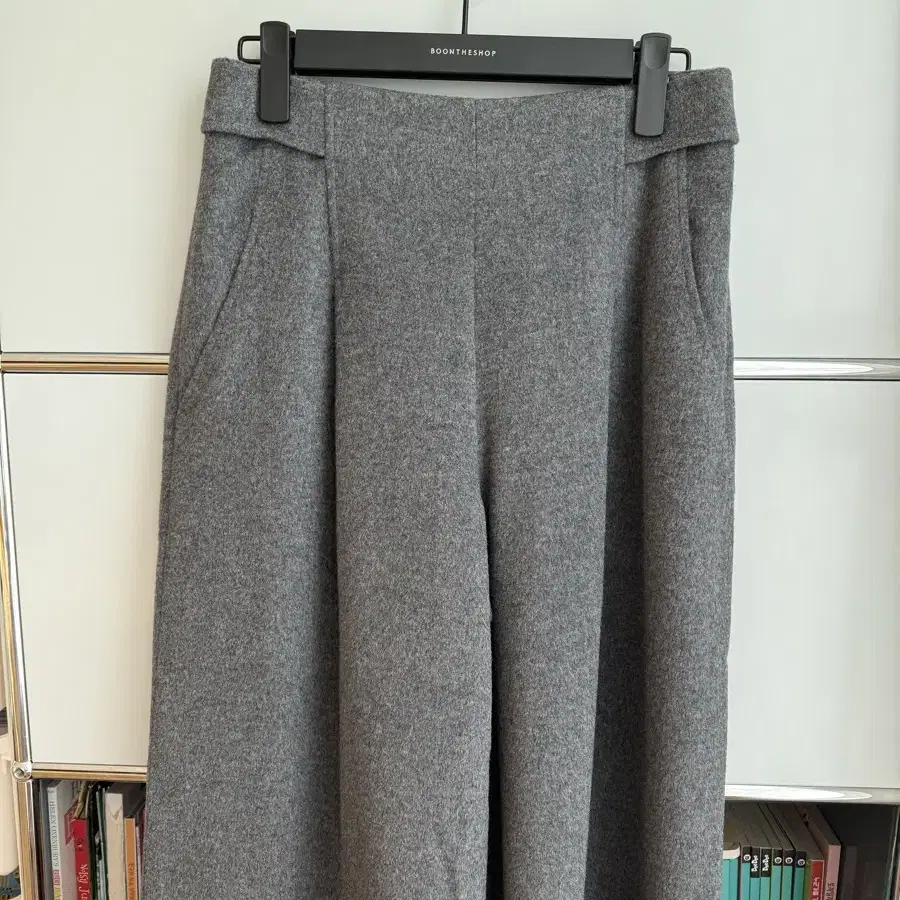 레디투웨어 R2W carisa wool wide pants 카리사 팬츠(