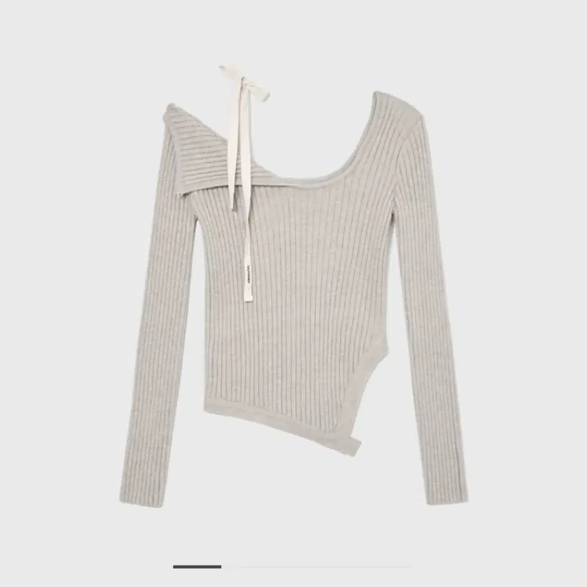 글로니 아이사 포그 ISA ASYMMETRICAL KNIT TOP 오트밀