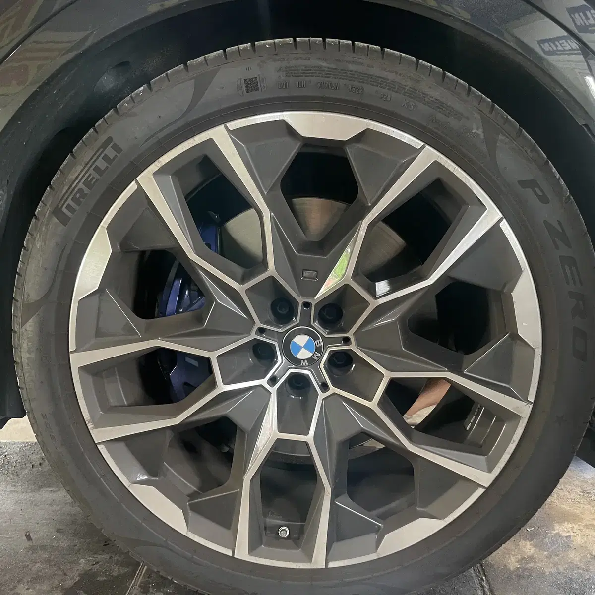 BMW g07 913m 22인치 순정휠 한대분 판매합니다!