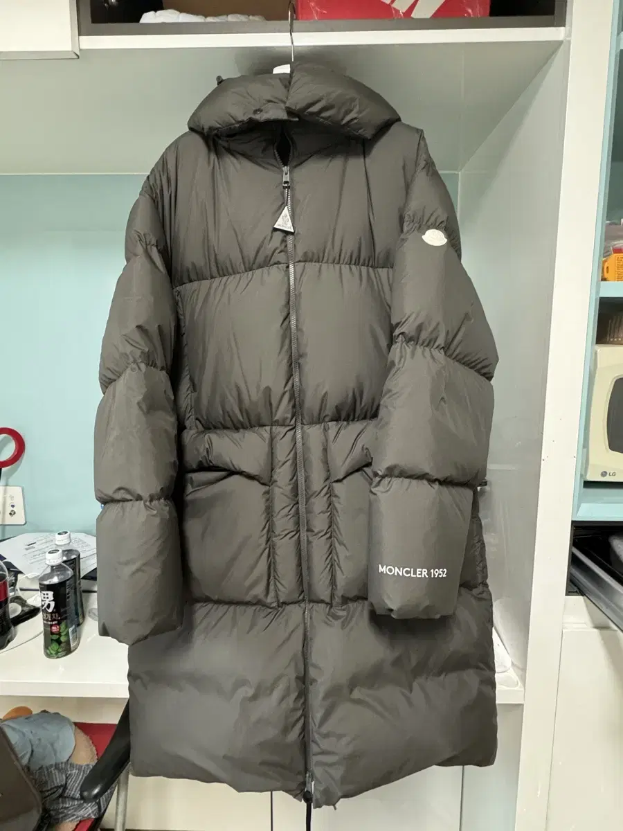 몽클레어 Moncler  롱패딩 4사이즈  (105-110 ) 새상품