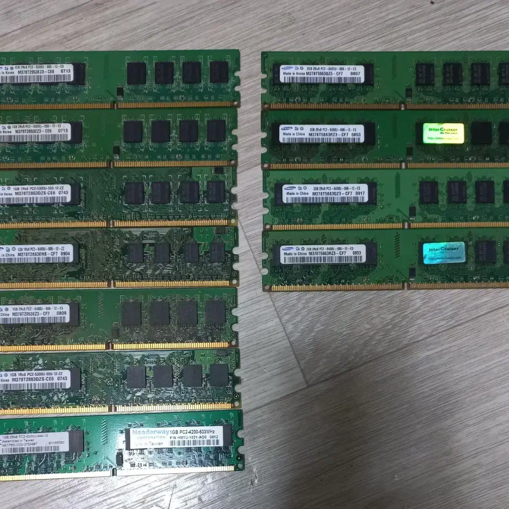 ddr2 메모리 2기가 ,1기가 11개 일괄 택포