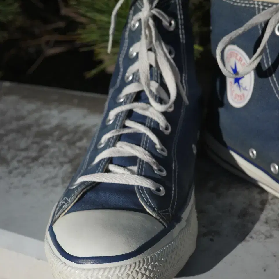 90s converse all star high sneakers