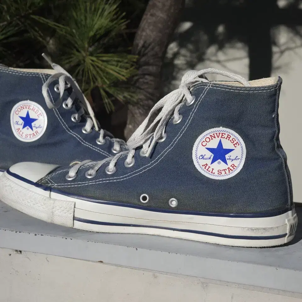 90s converse all star high sneakers