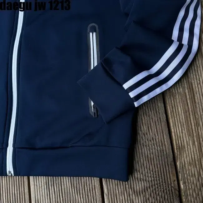 105 ADIDAS ZIPUP 아디다스 집업