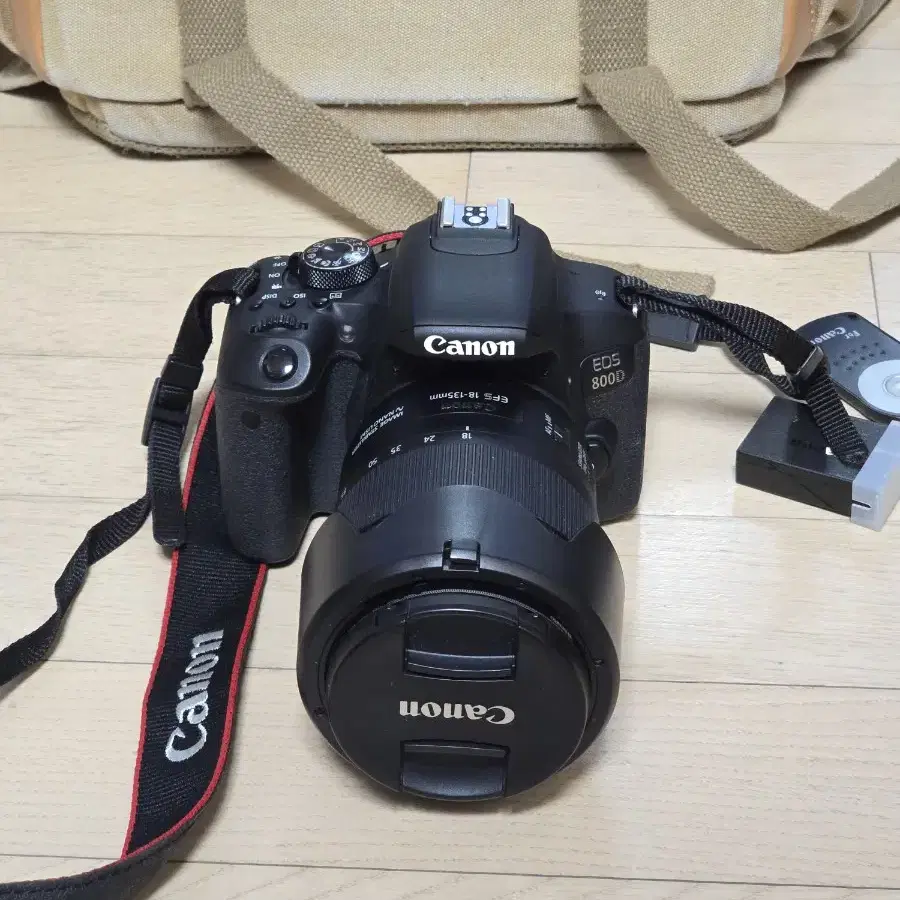 캐논 800D 18-135 USM, 시그마 아트 삼식이 30mm