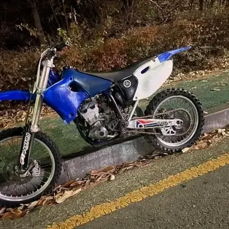 야마하 yz250 오토바이 써론대차