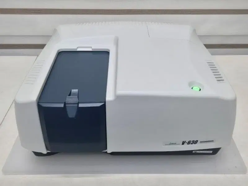 JASCO V-630 Spectrophotometer 분광광도계