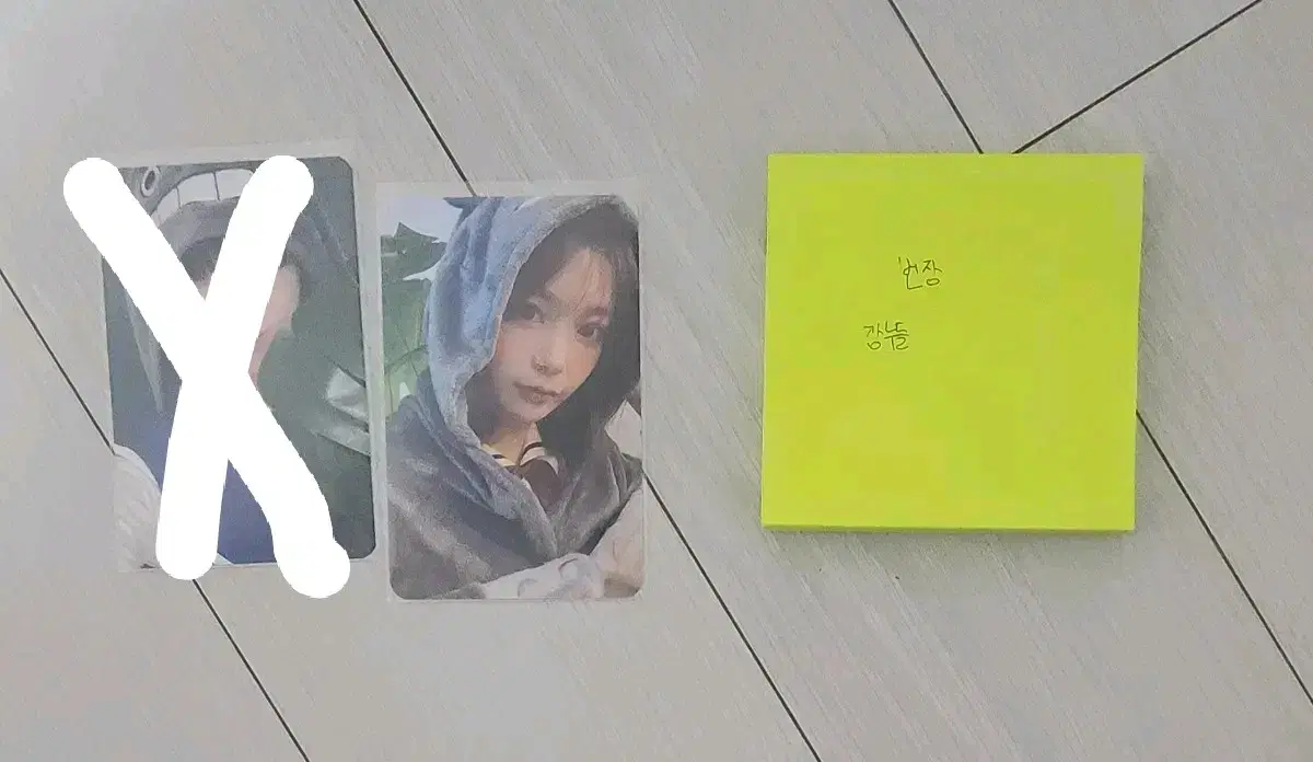 (Bulk price) QWER Chodan,Siyeon QT Totoro ver. unreleased photocard sells!