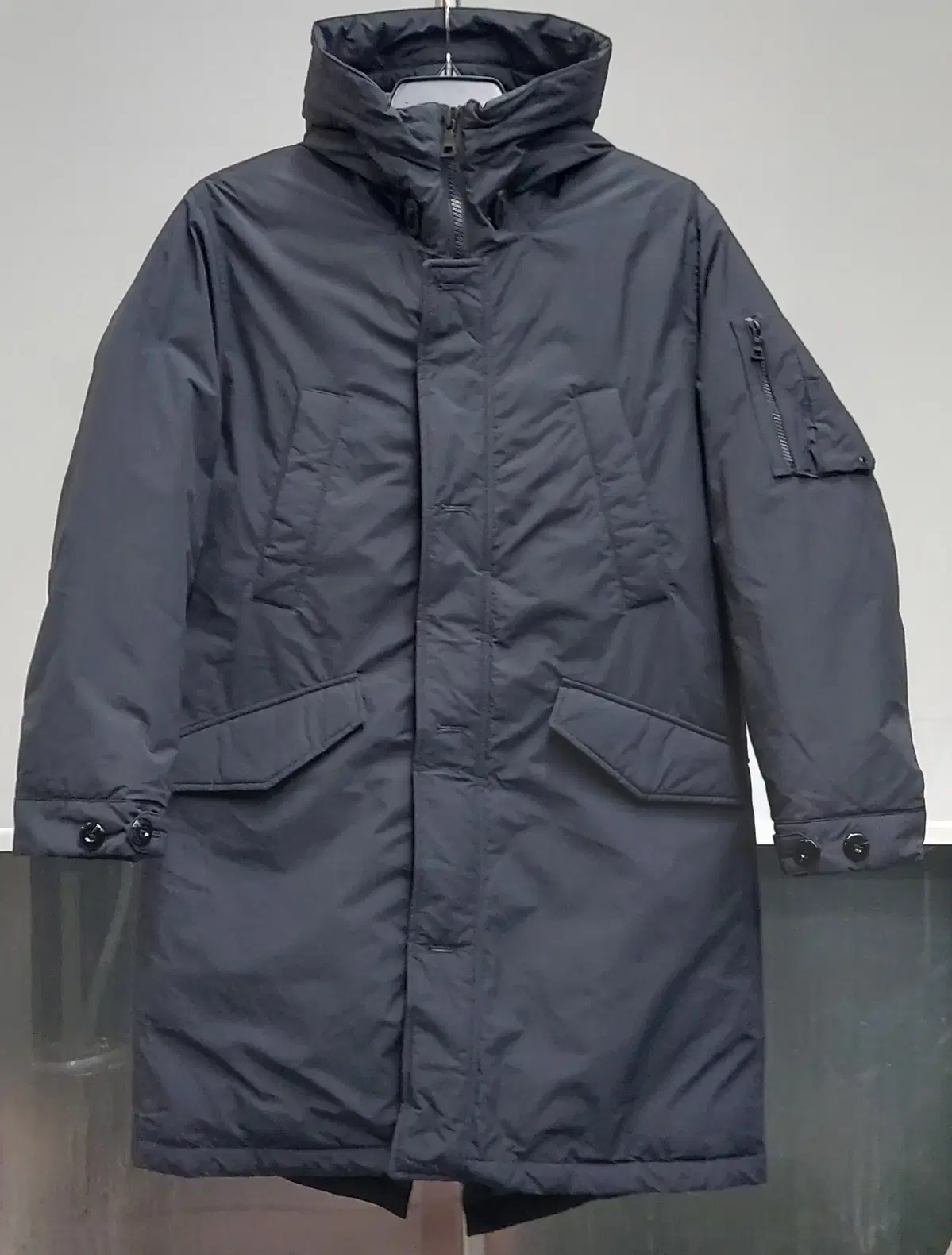 Kolon/Brentwood 100 Premium Goose Down Fishtail Safari. Class S.