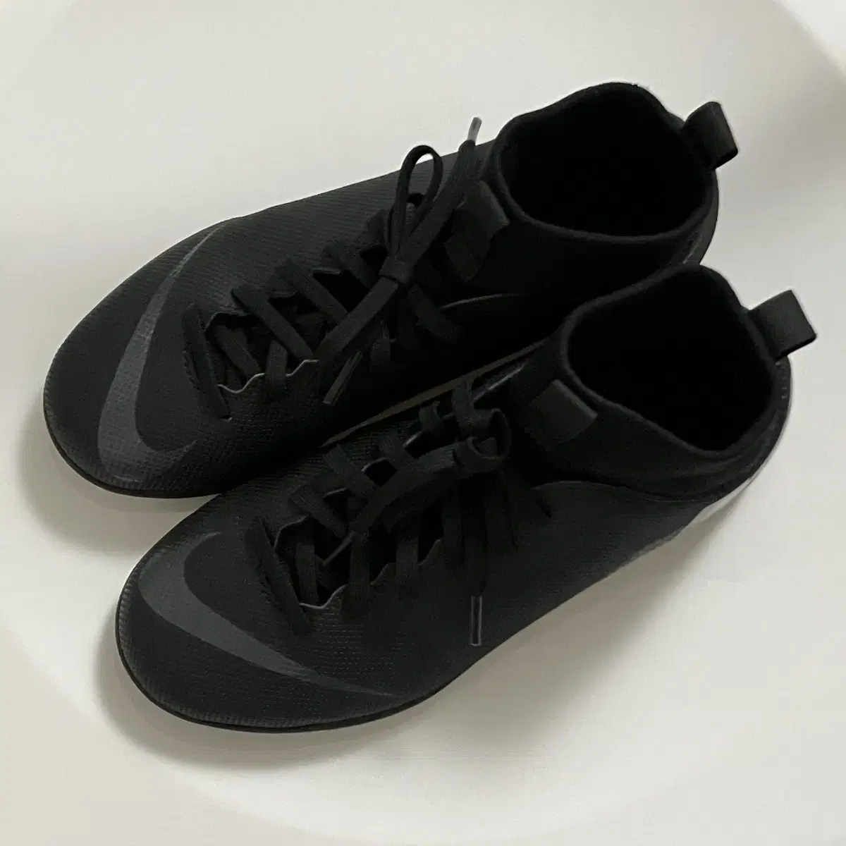 Nike Junior Superfly 6 Club TF Futsal Shoes 225