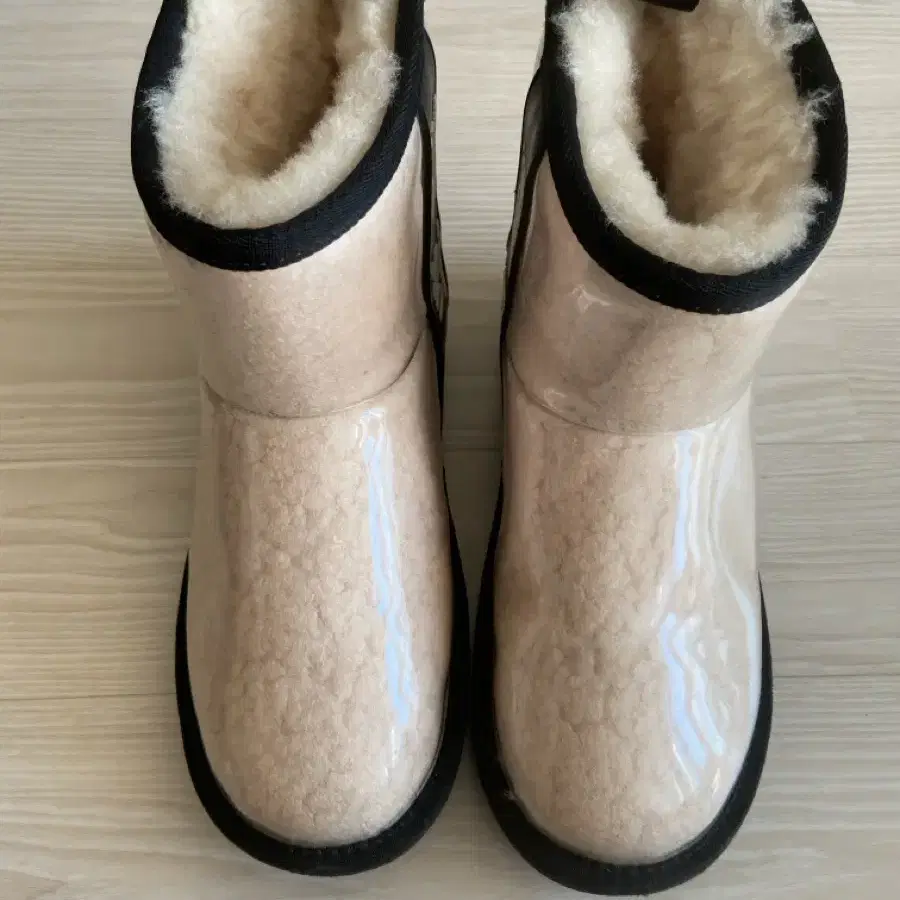 UGG 키즈 부츠 210