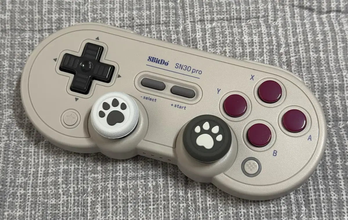 8bitdo sn30 pro 판매합니다.