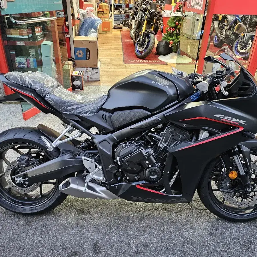 혼다 CBR650R E클러치 신차판매합니다(당일출고가능,전국탁송가능)