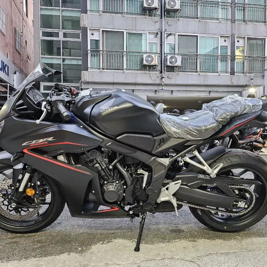 혼다 CBR650R E클러치 신차판매합니다(당일출고가능,전국탁송가능)