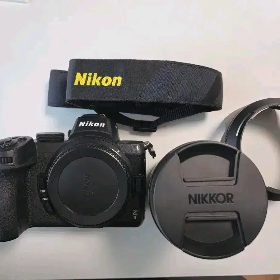 Nikon z5 바디 + 2470 f4.0 렌즈 (니콘)