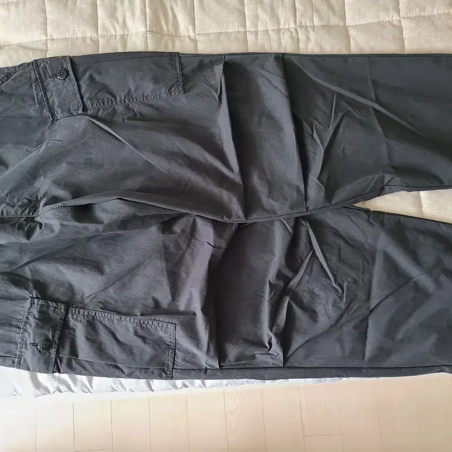 어나더오피스 M51 field pants charcoal navy 01