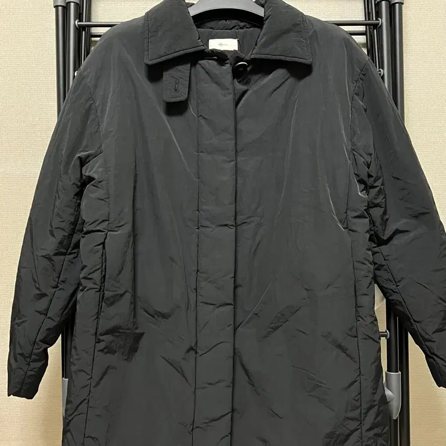 모이아 패딩 코트 padded half coat (black)