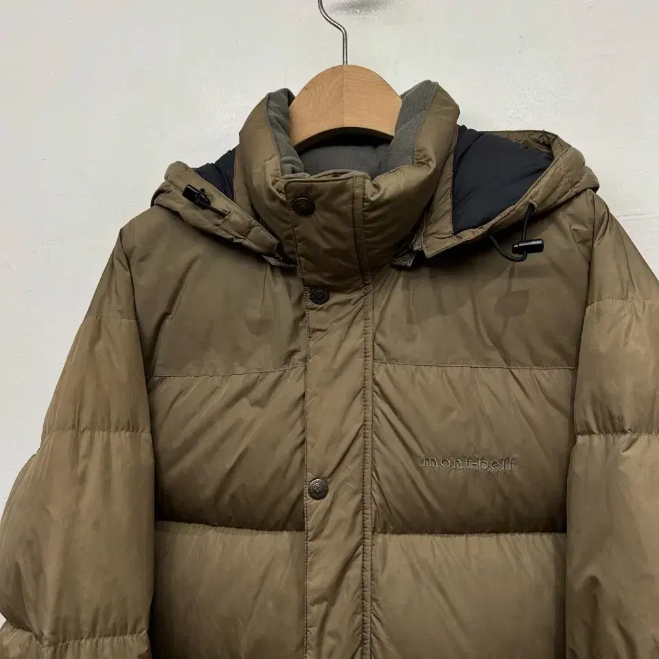 VTG MONT BELL DOWN JACKET