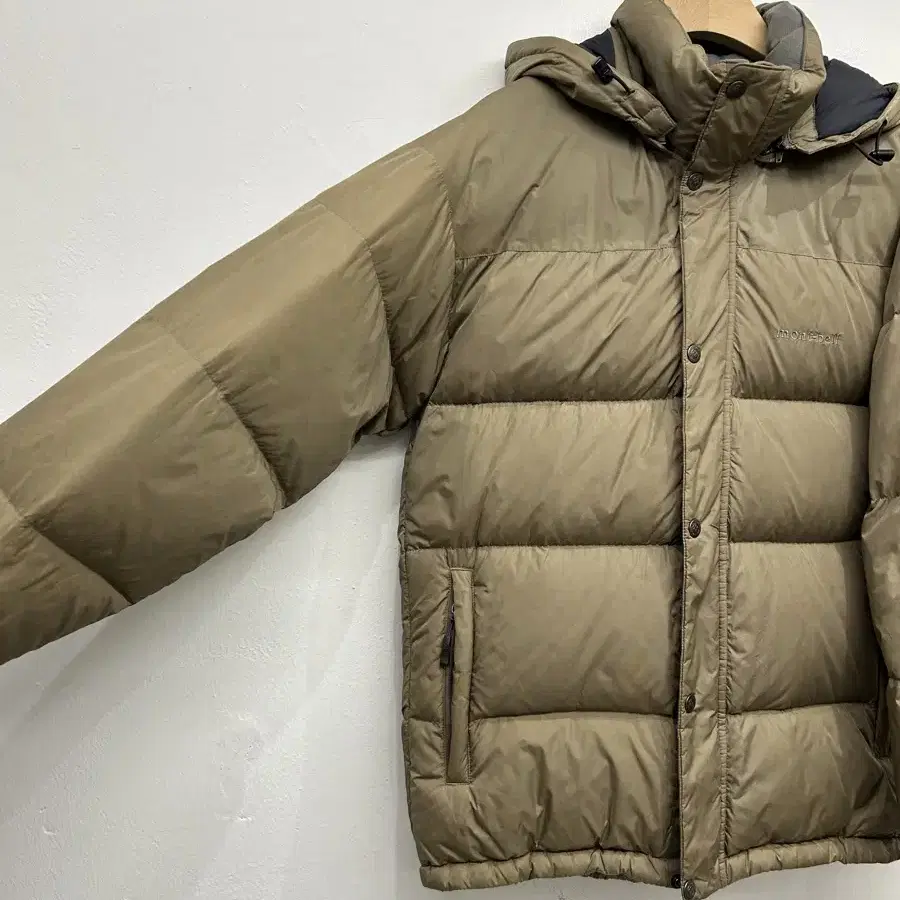 VTG MONT BELL DOWN JACKET