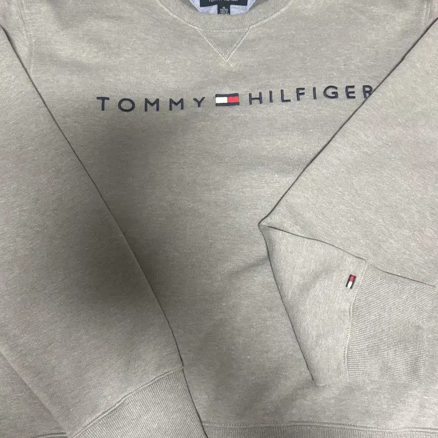 TOMMY HILFIGER맨투맨