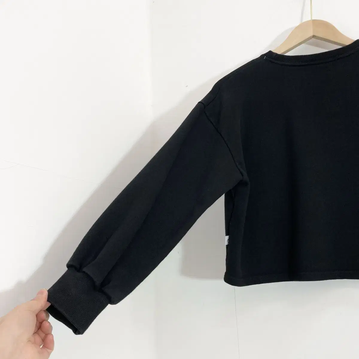 KIKIKO 크롭 맨투맨 L(100) Crop Long Sleeve