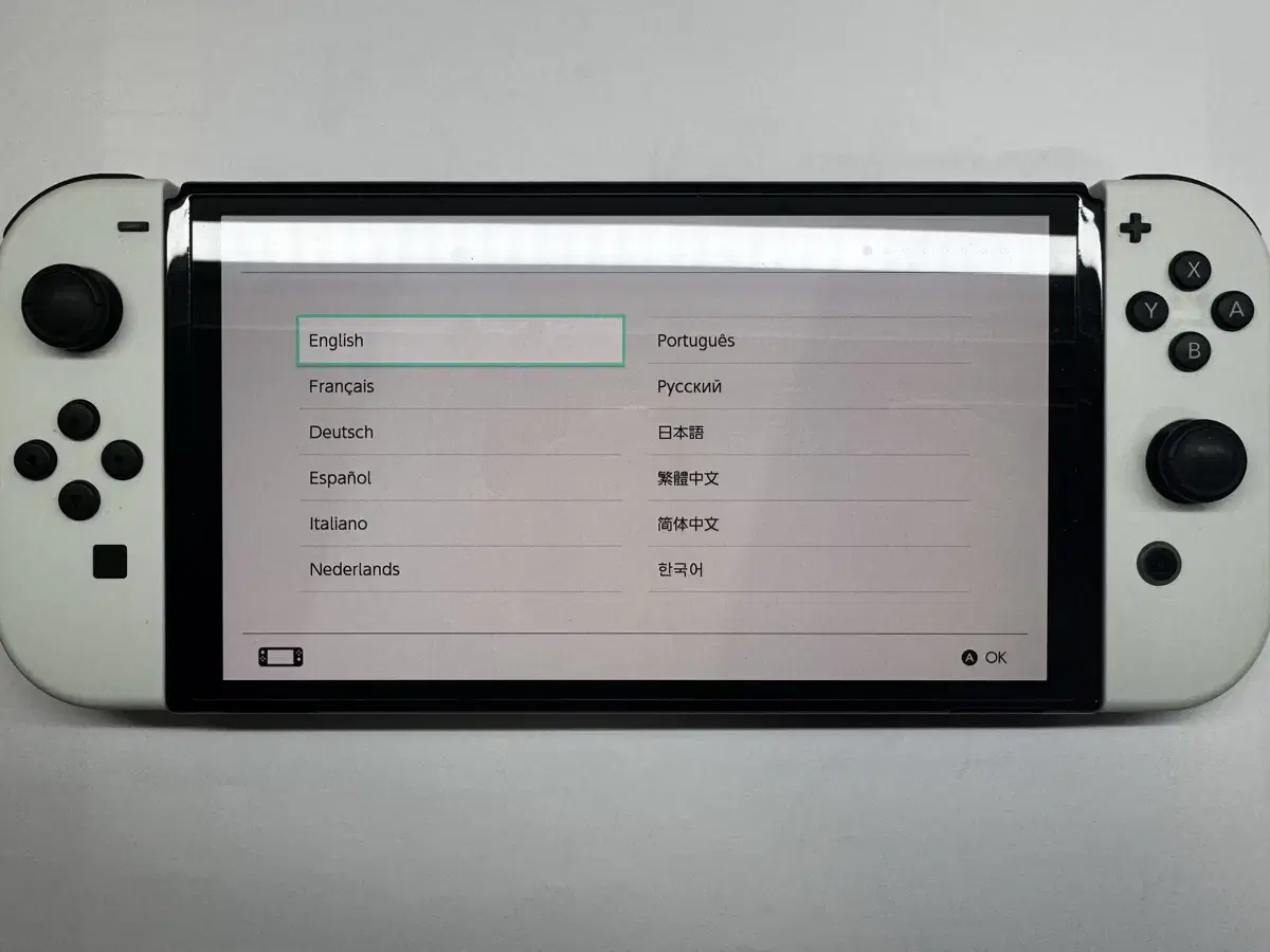 닌텐도 스위치 OLED 화이트 색상