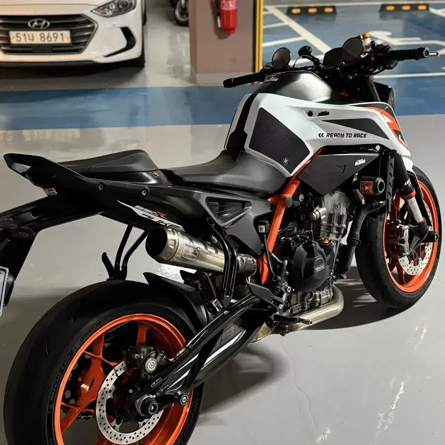 Ktm 듀크 890r