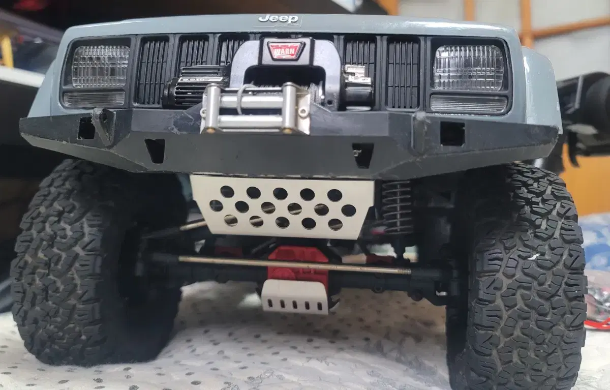 SCX10 II CHEROKEE RTR버전 RC카  팝니다.