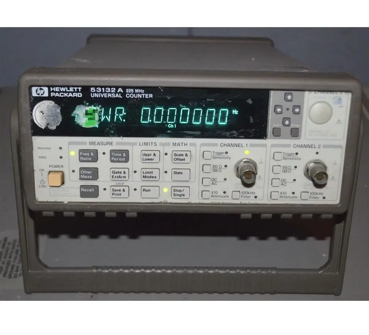 HP 53132A 225Mhz  Counter