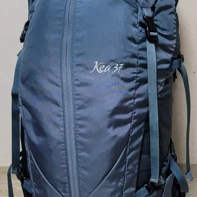 아크테릭스 ARC'TERYX 키아 kea37 등산배낭 여행캠핑배낭