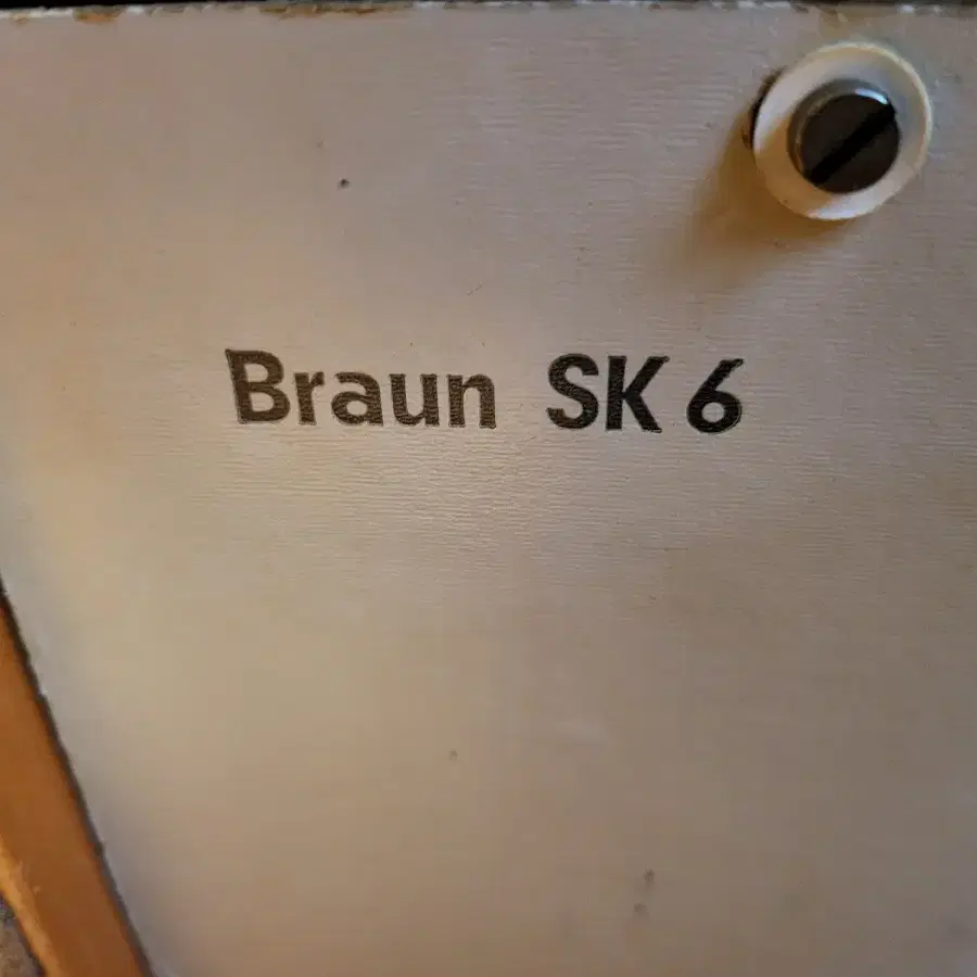 Braun 디터람스 SK6 입니다.