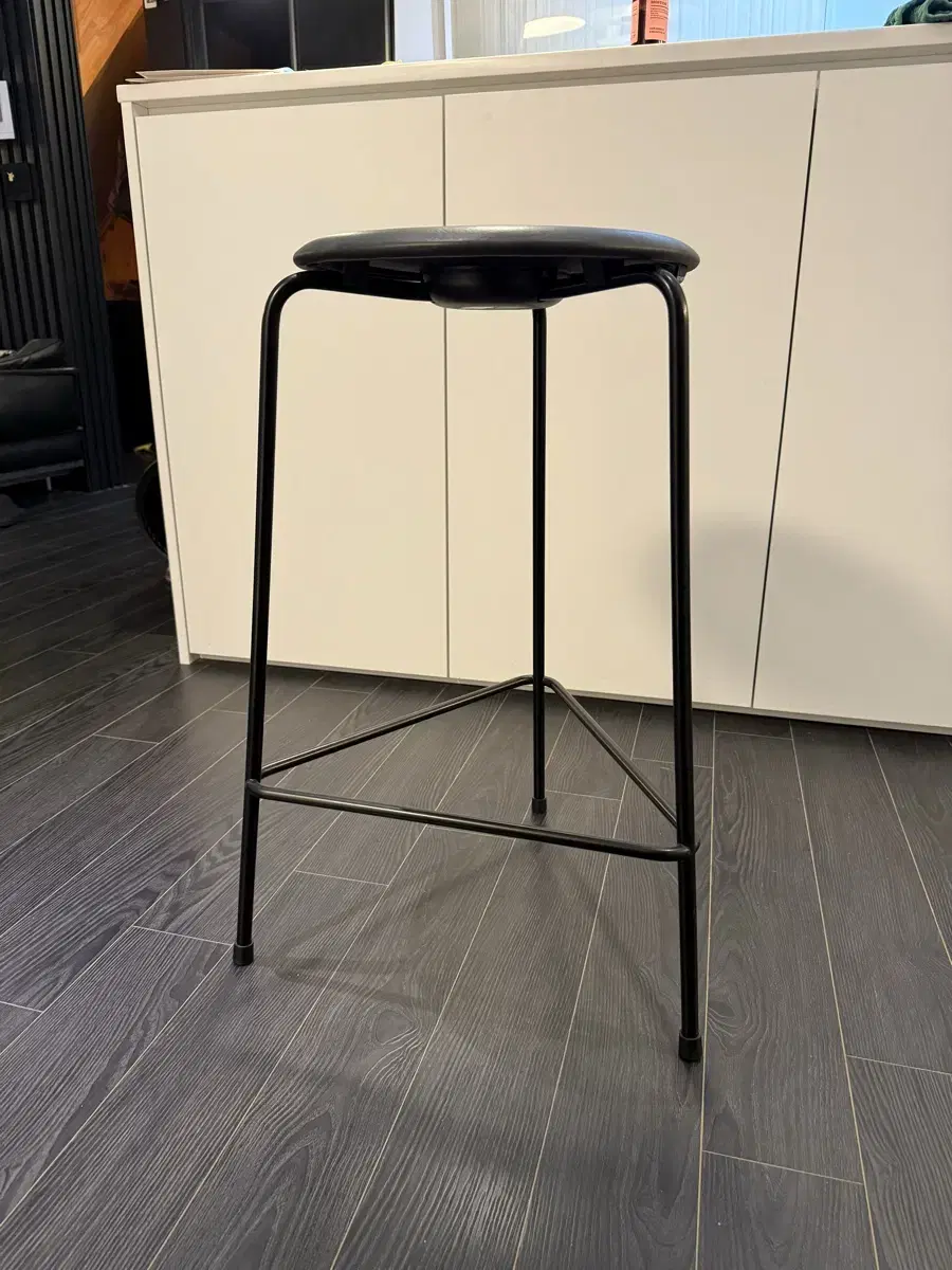 FRITZ HANSEN DOT STOOLS 프리츠한센 도트 하이 스툴 블