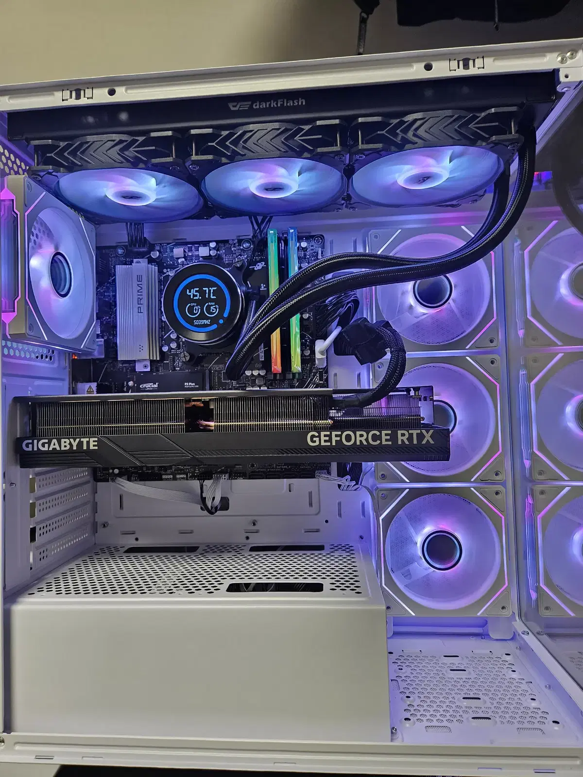 7950x3d, rtx4080 super 윈드포스 본체