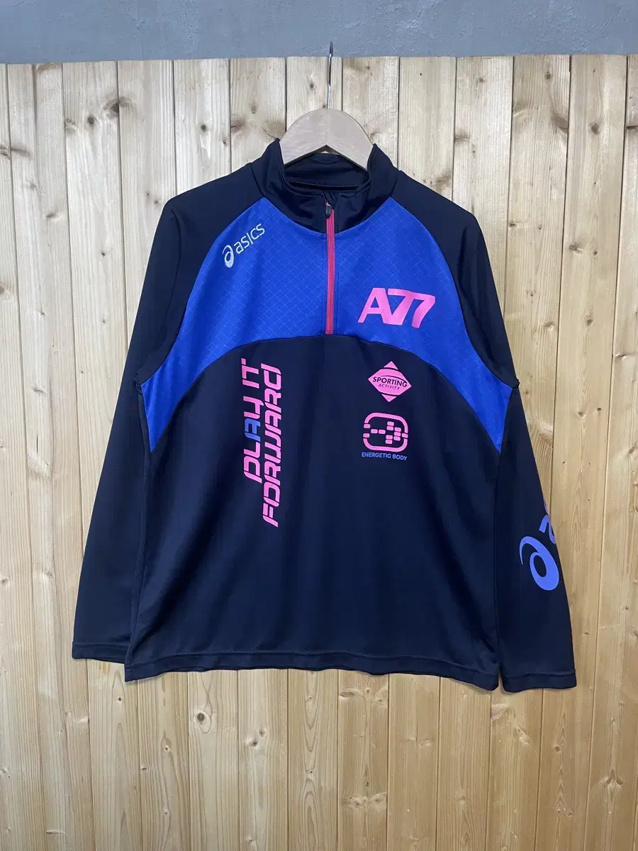 asics A77 Long sleeve